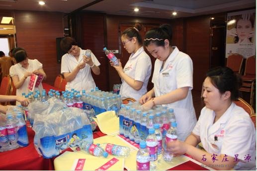 ��Դ��ҽ����ʿ��Ϊ5000ƿˮ����&ldquo;ˮ�����ɡ��������&rdquo;Ư��ˮǩ