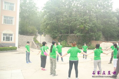 ä��������ǵ��ŶӸ��Ž�