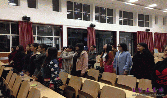 礼仪培训结束 学生们收获颇丰 受益匪浅