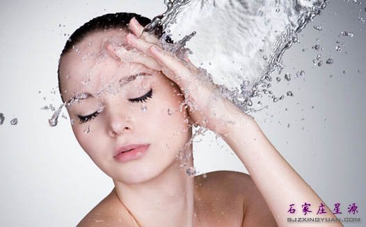 做好保湿 肌肤水水哒