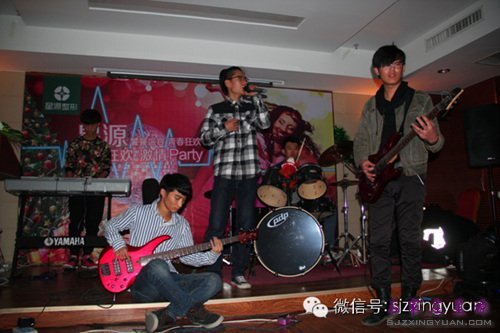 ���������ĵ���&mdash;&mdash;�ӱ���ýѧԺ��ҡ���ֶ��˷�ȫ��