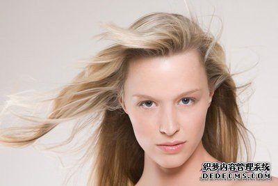 自体脂肪丰太阳穴